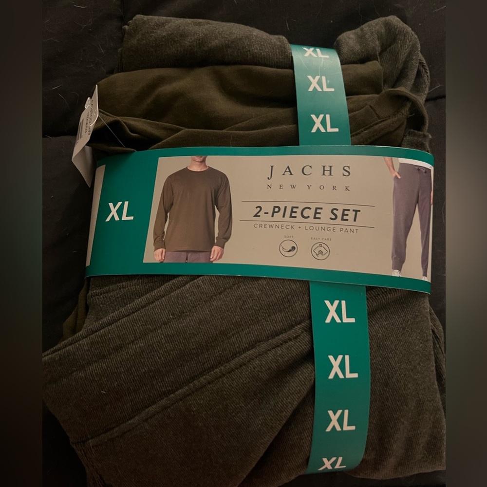 NWT two piece mens set - long sleeve shirt + joggers